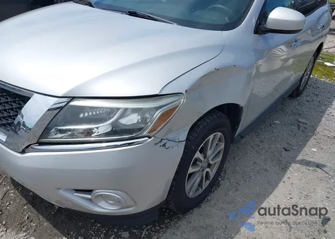 2015 Nissan Pathfinder S z USA, uszkodzony, nr VIN 5N1AR2MN7FC612632